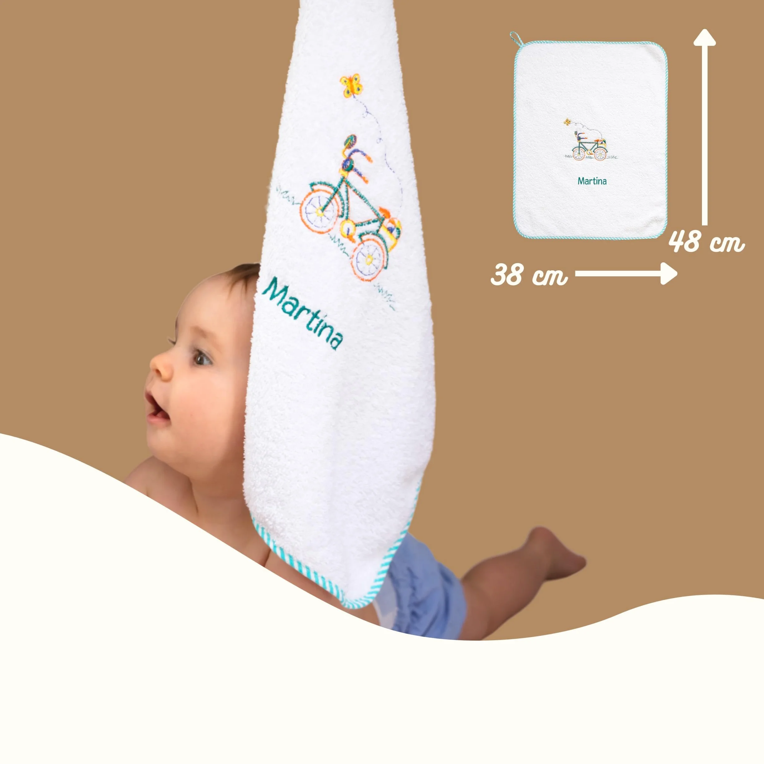 Coccole Set Asilo 2 Asciugamani Personalizzati Bambini Cotone Anallergico Bicicletta Verde
