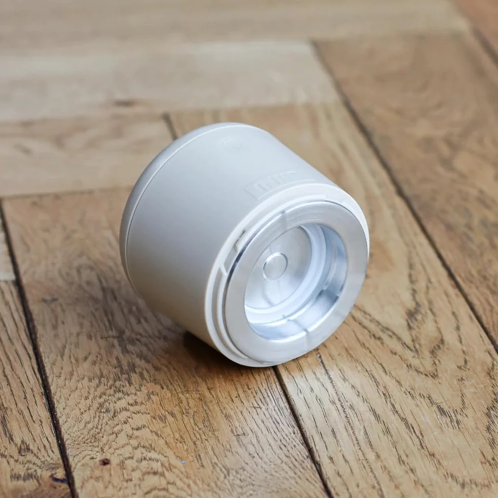 LIINI 4.0 PRO scaldabiberon con batteria, 75 W, beige - IP66 resistente alla polvere e ai getti d'acqua, 4 livelli 37/40/45/50°C, batteria 15.000 mAh, in viaggio e a casa, cavo in alluminio USB-C da