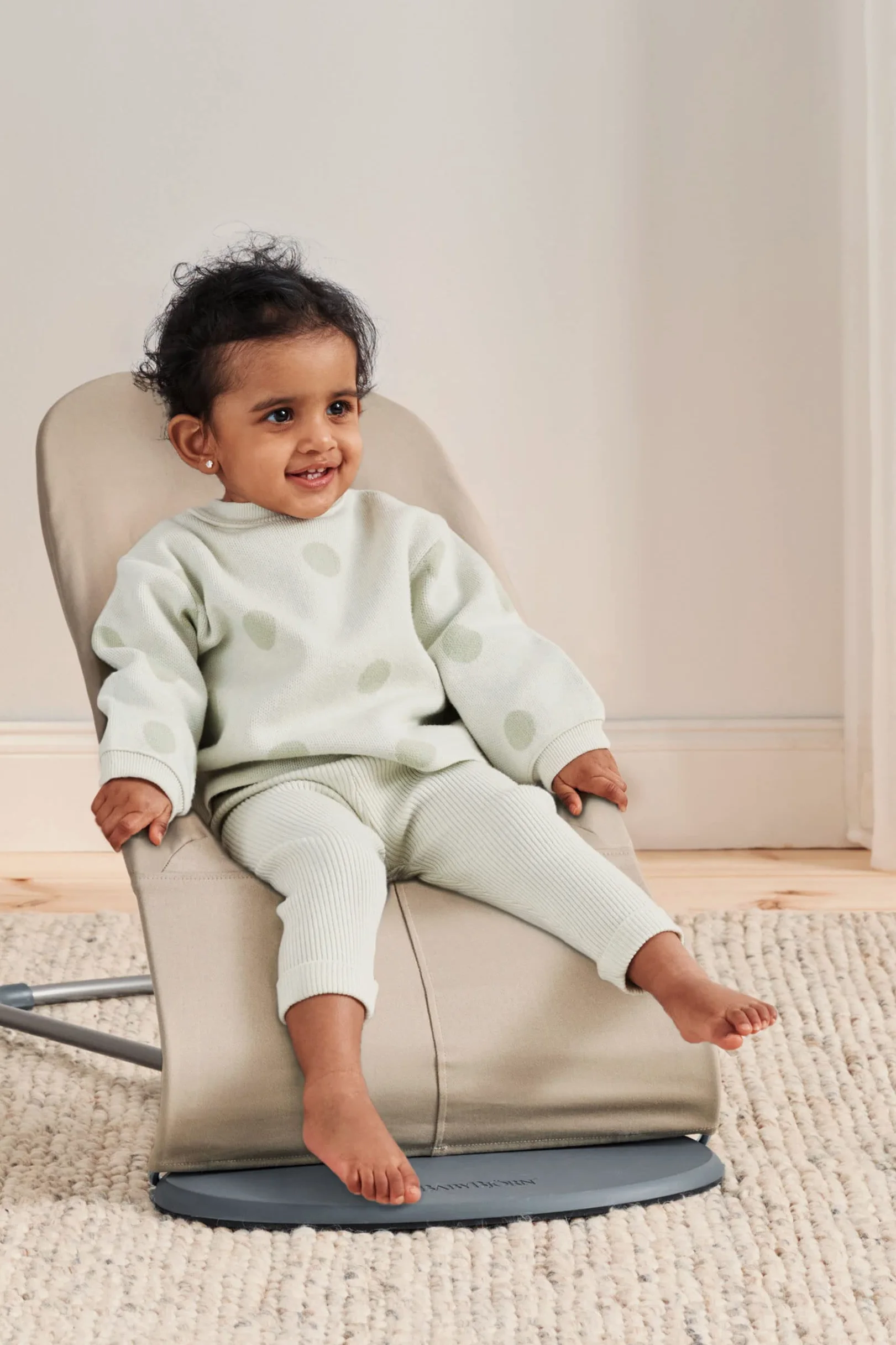 BabyBjörn Sdraietta Balance Soft, Tessuto, Kaki/Beige