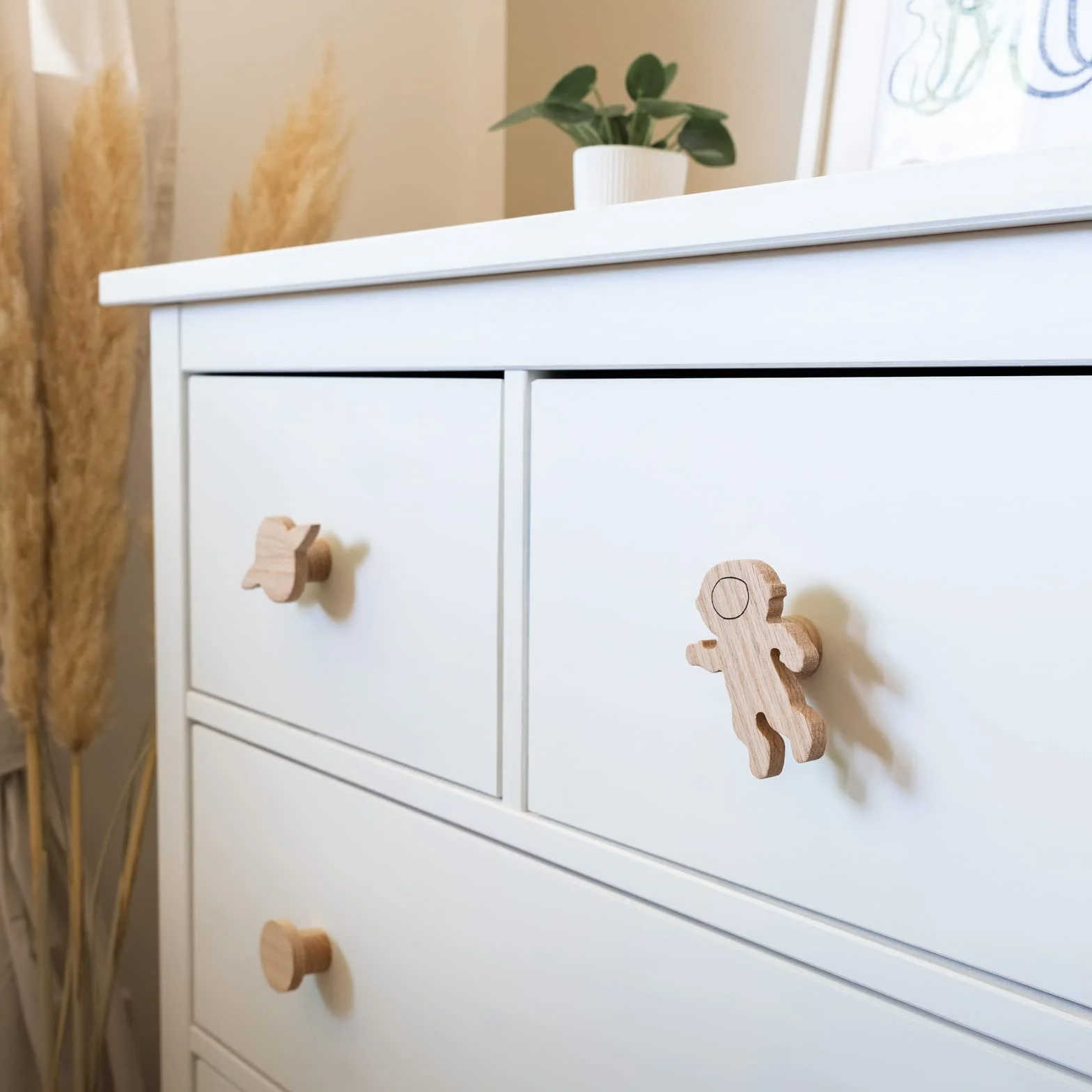 4 Maniglie per mobili per bambini, in legno di quercia non trattato, pomello, bottone, Mondiale, comò, armadio, cassetto, porta, cameretta dei bambini, regalo (4, razzo, pianeta, spaziale, cometa)